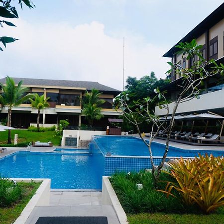 Anya Resort Tagaytay Tagaytay City Extérieur photo