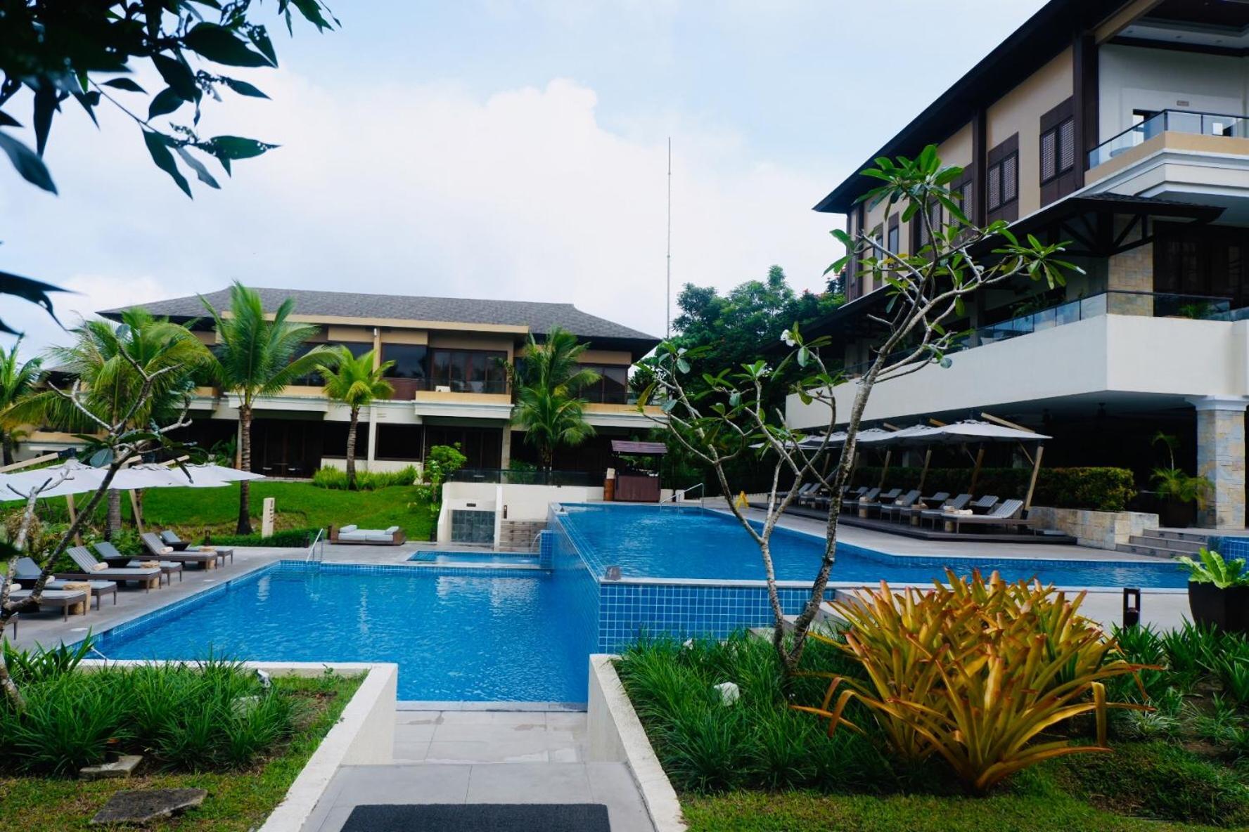 Anya Resort Tagaytay Tagaytay City Extérieur photo